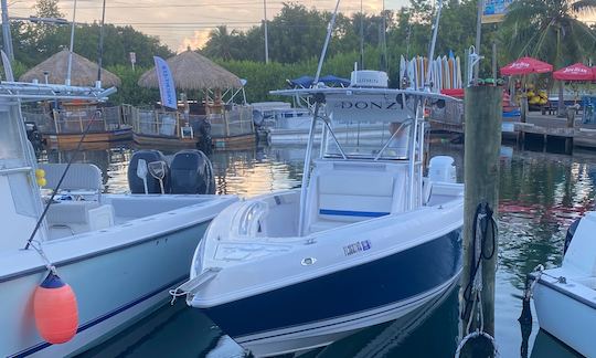 Console central Donzi de 32 pés para barcos de pesca em Key West!!