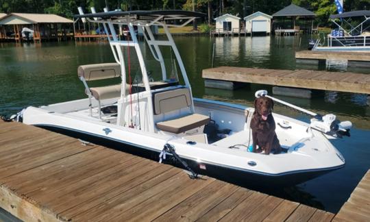 Jet Boat Yamaha con consola central 2022 en Washington, NC