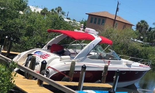 Un yacht de croisière à cabine Formula SS de 37 pieds pour explorer Fort Myers et ses environs !