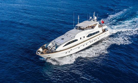 Motoryacht (Falcon 115) Luxury cruises in Bodrum