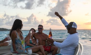 Croisière au coucher du soleil dans les îles Turques et Caïques