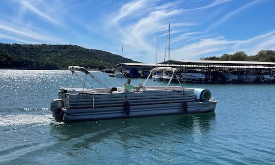 28ft Party Pontoon On Lake Travis! We Have a Fleet!