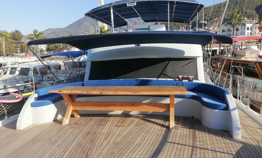 82ft Cruising Motor Yacht for Charter in Gocek