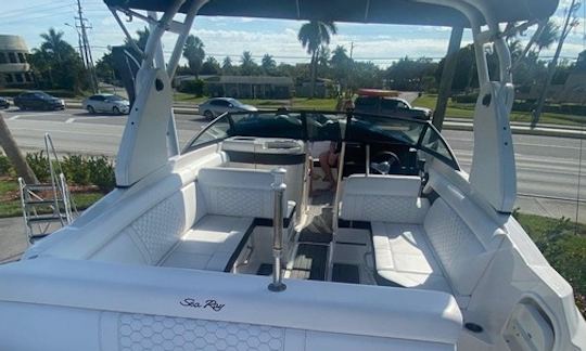 ''Valentine'' Sea Ray SDX Series Deck Boat Rental  in Fort Myers, Florida