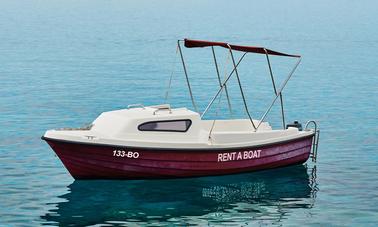 Ven 501k Powerboat for 6 people for rent in Bol