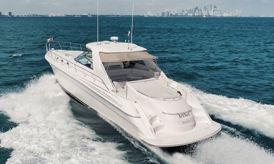 Huge 60 foot Sea Ray in (Coconut Grove) Miami, Florida