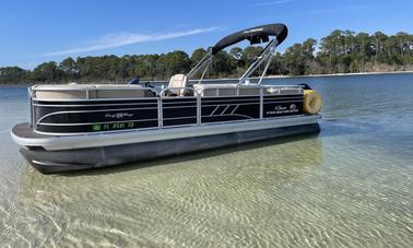 Sun Tracker Pontoon Rental in Destin