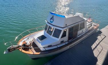 35' CHB Trawler boat for rent on SF Bay