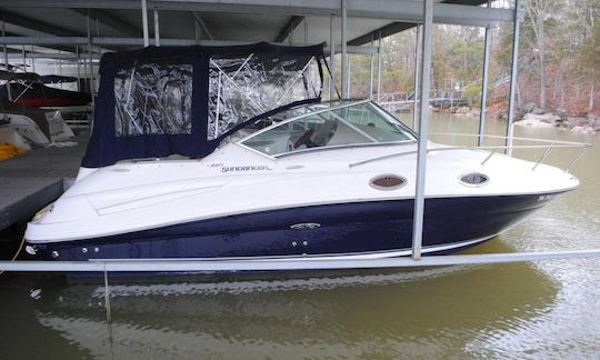 Location de cabine Cuddy Cabin Sea Ray Sport Cruiser à Buford, en Géorgie