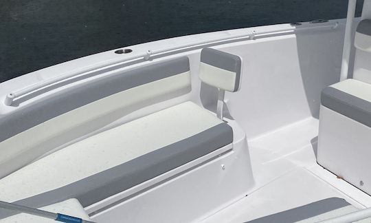 2021 24’ Release 240RX Center Console. Captain & Gas Included!!