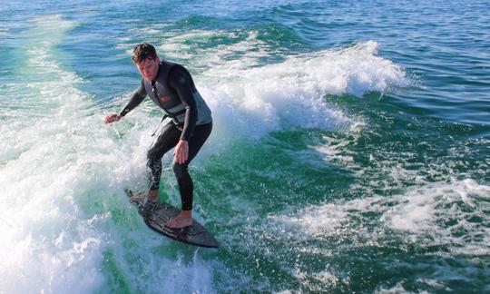 Surf's Up ! 🏄 Expérience ultime en bateau de surf à Sand Hollow 🌊