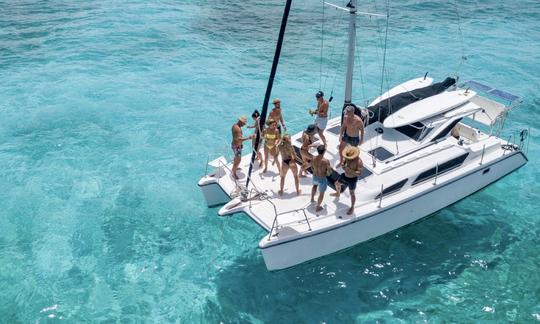 CATAMARÁN PRIVADO ⛵️ NAVEGANDO A ISLA MUJERES 🏝️