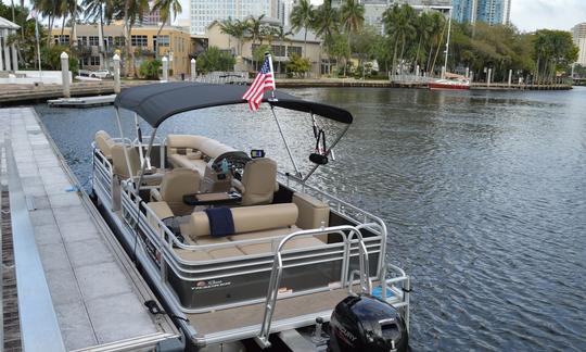 Le meilleur du temps avec le ponton SunTracker 24DXL à Fort Lauderdale, en Floride