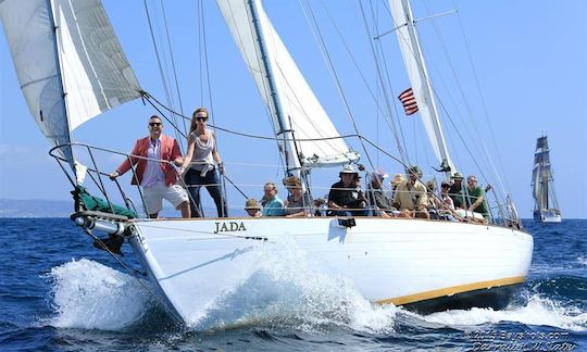 Naviguez à San Diego sur un voilier classique de 68 pieds