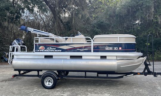 SunTracker Party Barge Pontoon with FREE gas on Suwannee River