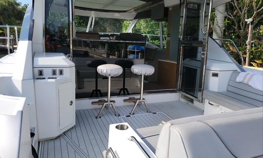 Louez un bateau sans équipage jusqu'à 13 ! Cruiser Cantius de 50 pieds dans la région de Siesta Key/Sarasota