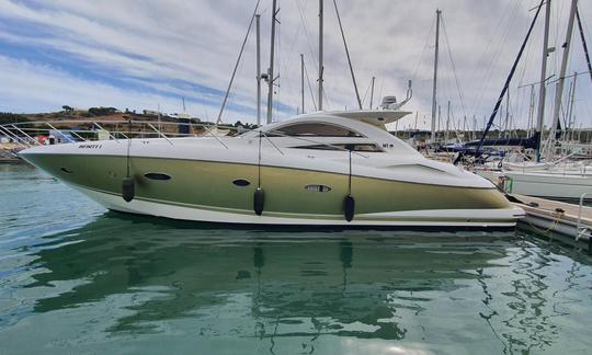 Sunseeker Portofino 53 para alugar na Marina de Albufeira, Algarve