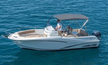 JEANNEAU CAP CAMARAT 755cc (225HP)