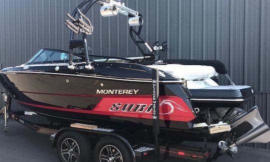 Wakeboat Monterey 218 Surf Edition em Lake Pleasant, AZ