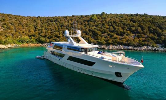 Charter the V-50 Power Mega Yacht in Mugla, Turkey