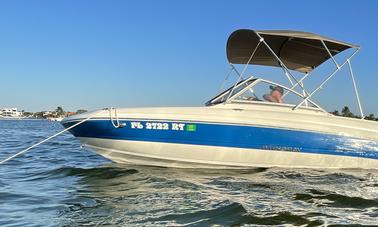 BOAT FUN IN THE SUN - Stingray Fun