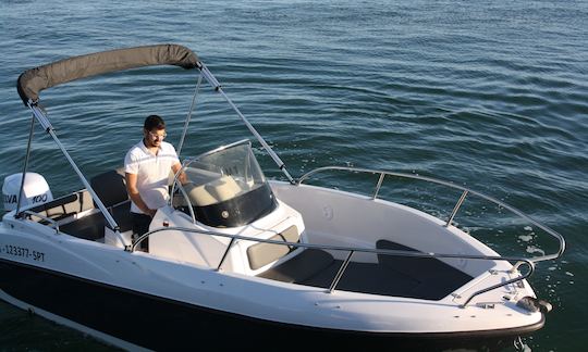 Selva 570 Elegance Powerboat for Rent in Setúbal!