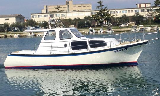 Passeio tradicional de barco de madeira de 23 pés pelas ilhas de Zadar - dia inteiro ou meio dia