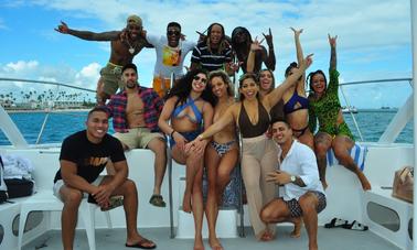 Party Catamaran Rental 🎉 Les meilleures récompenses 2021-2022 à Punta Cana, République dominicaine