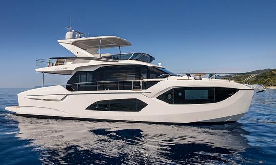 ''Zenith'' Absolute Prisma Fly Motor Yacht Rental in West Palm Beach, Florida