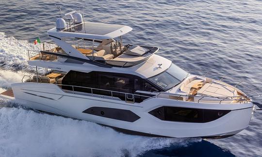 ''Zenith'' Absolute Prisma Fly Motor Yacht Rental in West Palm Beach, Florida