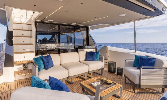 ''Zenith'' Absolute Prisma Fly Motor Yacht Rental in West Palm Beach, Florida