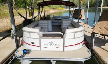 ¡Veranda Tritoon de 26 pies de 200 HP en alquiler en Norris Lake (Andersonville)!