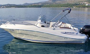 Quicksilver Commander 635 Boat Rental in Faro, Portugal