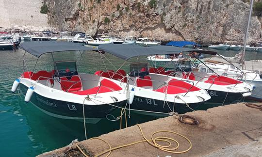 Bateau à moteur Cayman 585 2021 à louer à Castro Marina