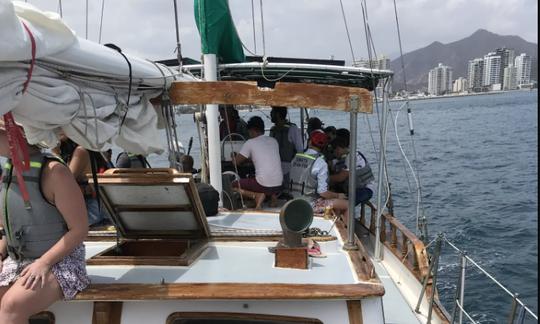 Classic Formosa 51 Sailing Boat Rental in Santa Marta, Magdalena