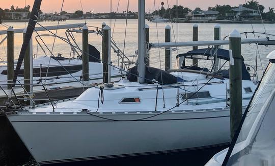 Afternoon Delight is a classic Beneteau monohull and is a great sailing boat