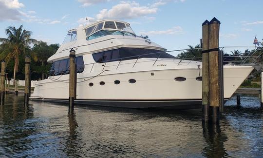 Carver 570 Voyager «Nauti Girl»