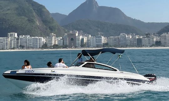 Lancha motora real de 24 pies para 8 personas en Río de Janeiro