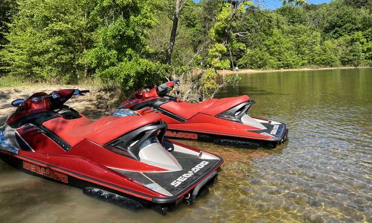 ¡Te espera una diversión emocionante! Alquile una moto acuática Sea-Doo para 2 personas en la hermosa ciudad de Cornelius, Carolina del Norte