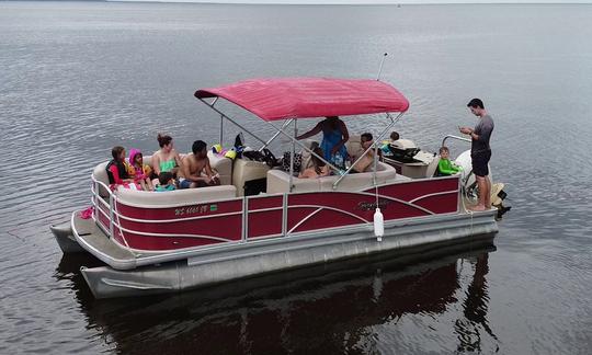 Fish n Cruise Pontoon in the Winnebago system