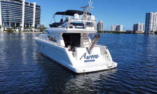 Sua melhor experiência em Miami com nosso iate Flybridge de 60 pés