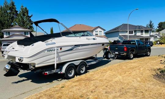 26ft Mariah Z252 Deck Boat Rental in Lake Cowichan, British Columbia