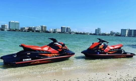 Aluguel gratuito de jet ski em Cape Coral, Flórida