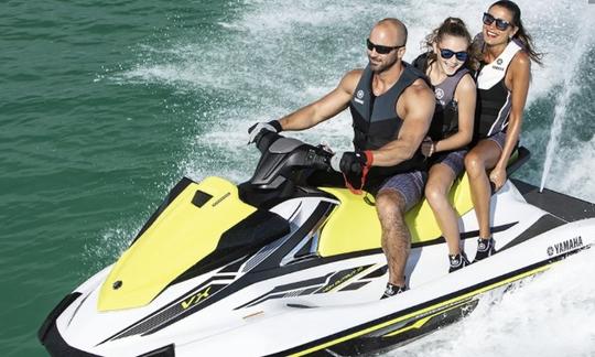 Aluguel gratuito de jet ski em Cape Coral, Flórida