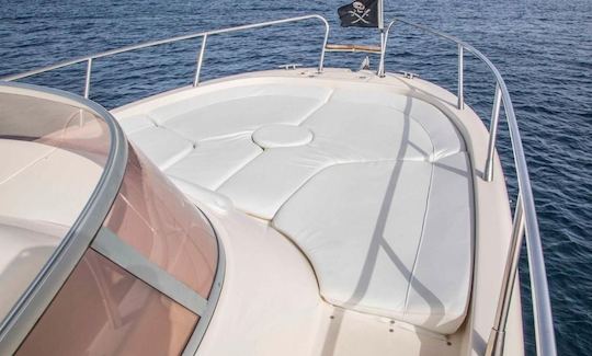 Mano Marine 27.5 Motor Yacht for Rent in San Antonio Abad, Spain!