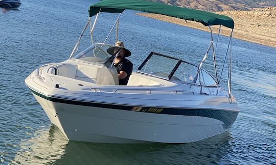 Monterey 21ft Bowrider for Rent in Fresno, CA