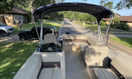 Location de pontons Sun Tracker 2019 sur le lac Texoma ! Minimum de 3 jours !