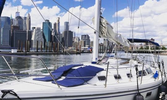 Sailing NYC aboard 34' Catalina