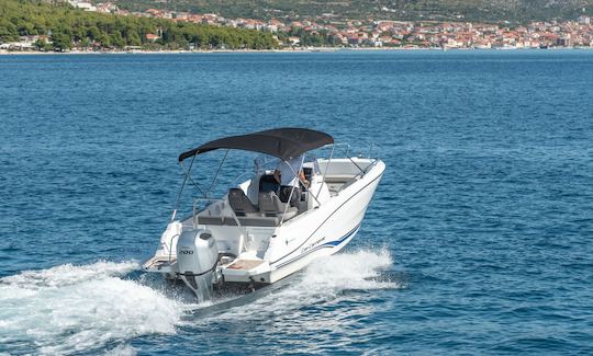 Jeanneau Cap Camarat 6.5 Deckboat Rental in Split, Split-Dalmatia County