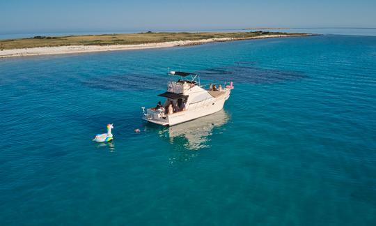 Passeio de barco privado em Medulin em um barco de pesca esportivo vintage